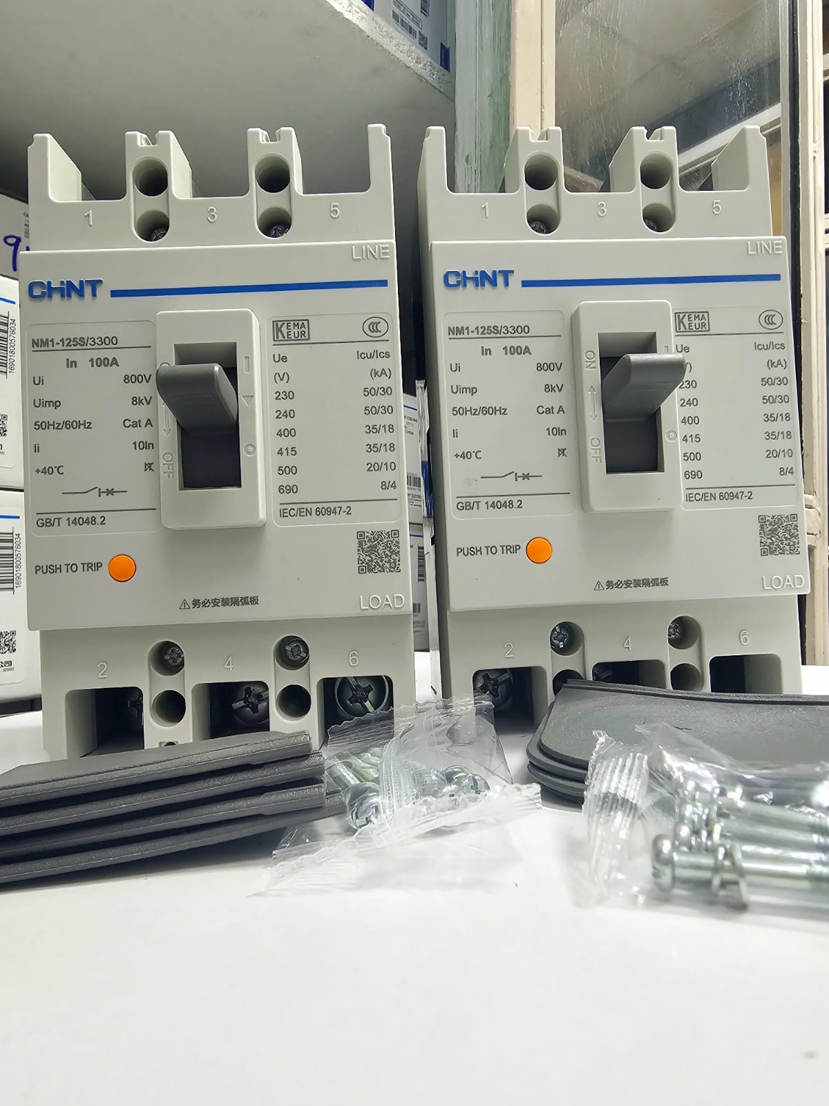 CHINT MCCB WHITE SIZE 3P 100A